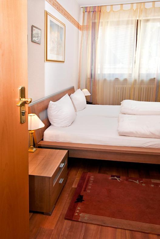 Hotel Kugel Trier Szoba fotó